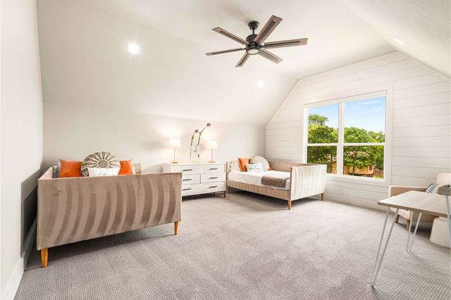 205 Oak Creek Drive, Tool, TX 75143