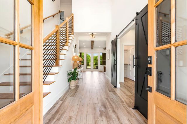 205 Oak Creek Drive, Tool, TX 75143