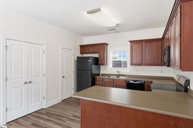 201 Lincoln Street, Greenville, SC 29601