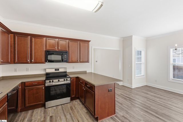 201 Lincoln Street, Greenville, SC 29601