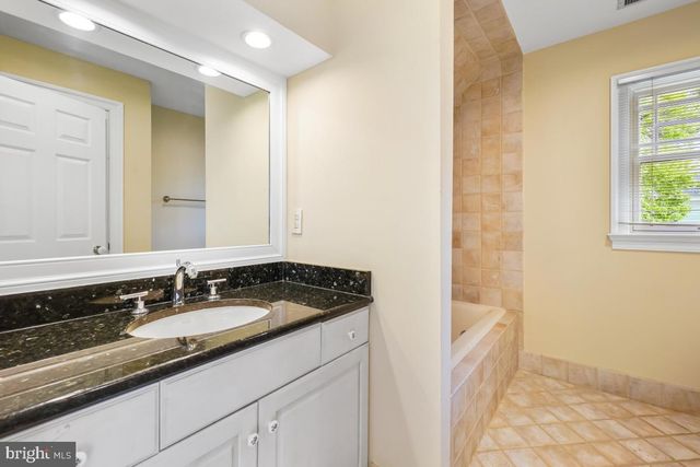 4900 INDIAN LN NW, Washington, DC 20016