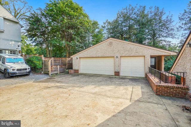 4900 INDIAN LN NW, Washington, DC 20016