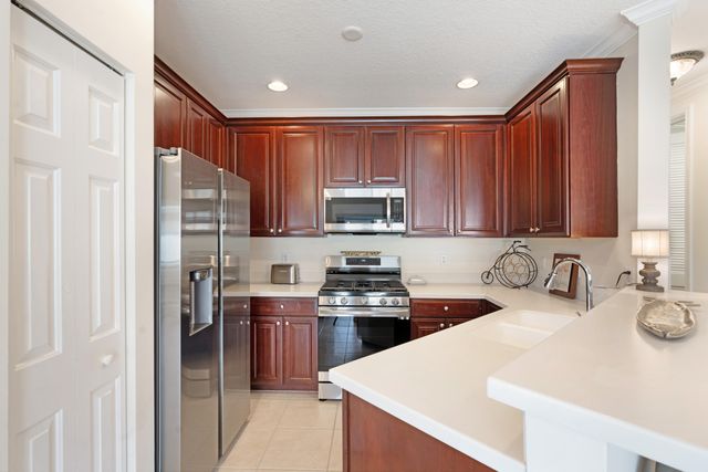 179 Evergrene Parkway, Palm Beach Gardens, FL 33410