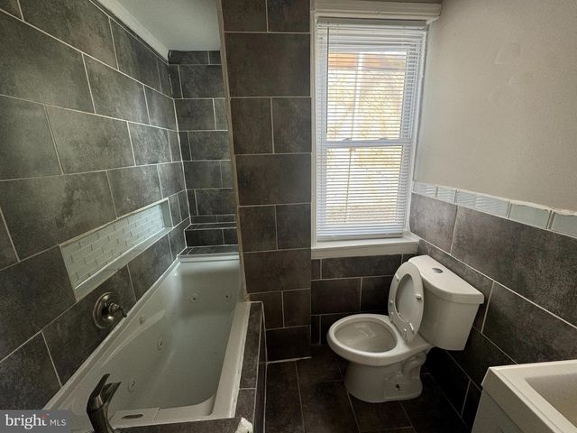 455 N FARSON ST, Philadelphia, PA 19139