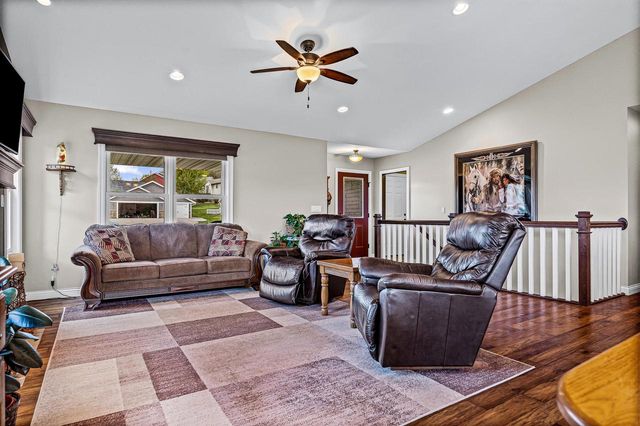 W3847 Harvey LANE, Mindoro, WI 54644