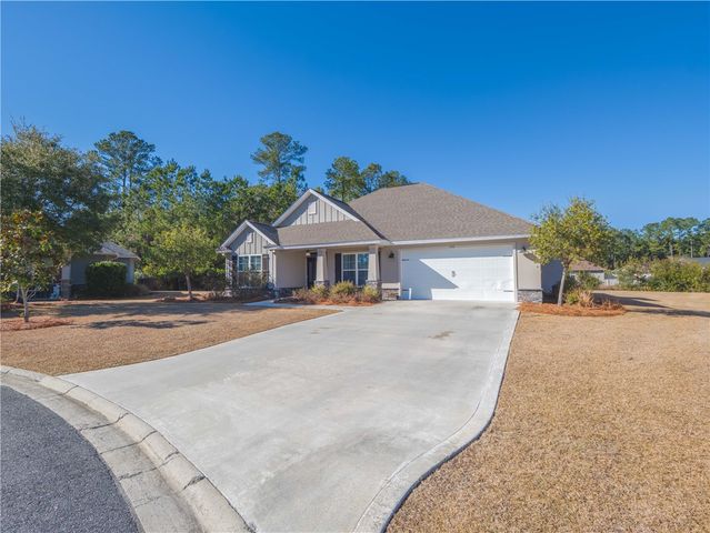 156 Sweetwater Blvd, Brunswick, GA 31525