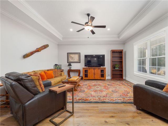 156 Sweetwater Blvd, Brunswick, GA 31525