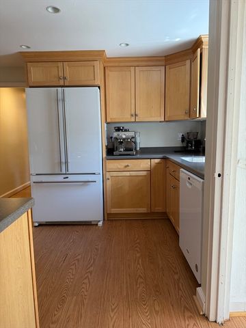 22 Abbott Rd, Waltham, MA 02452