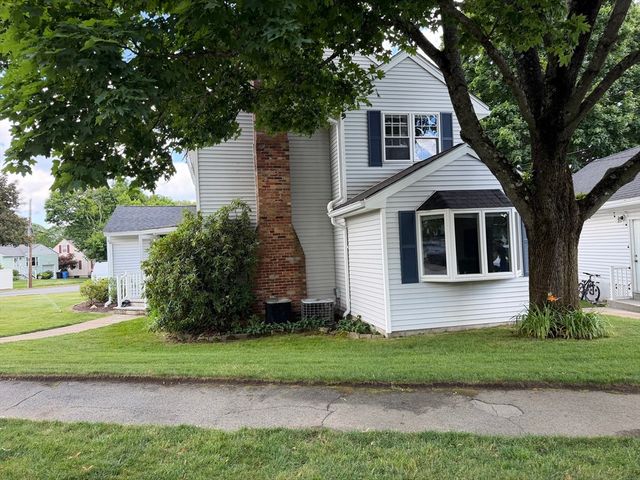 22 Abbott Rd, Waltham, MA 02452