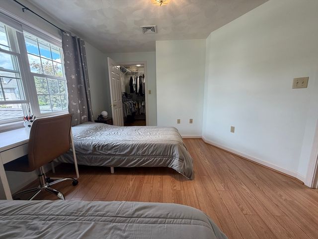 22 Abbott Rd, Waltham, MA 02452