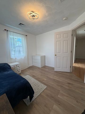 22 Abbott Rd, Waltham, MA 02452