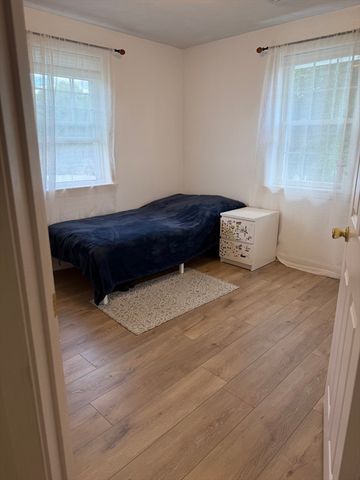 22 Abbott Rd, Waltham, MA 02452