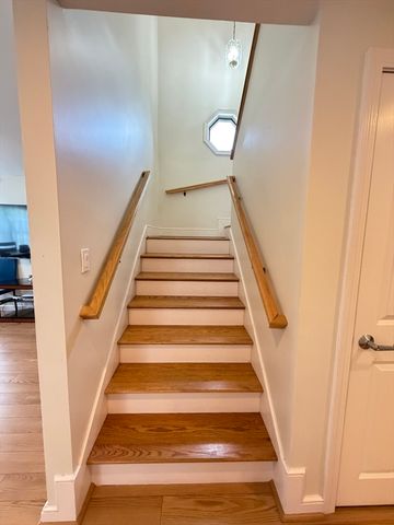 22 Abbott Rd, Waltham, MA 02452