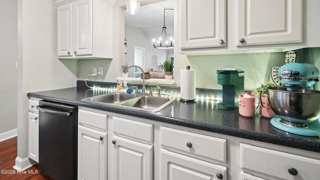 325 Jeremy Lane A, Winterville, NC 28590