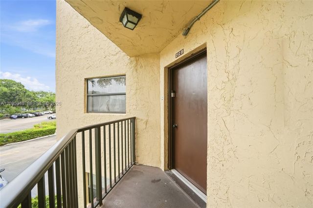 6855 W Broward Blvd 212, Plantation, FL 33317