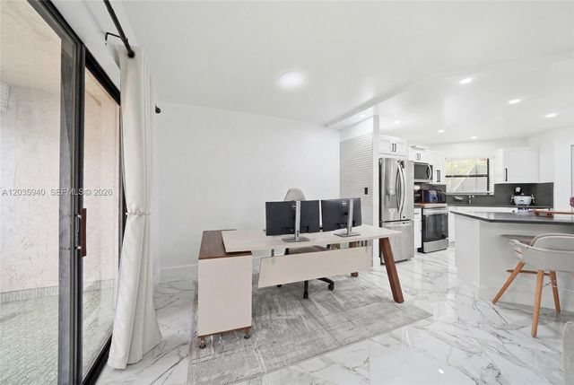 6855 W Broward Blvd 212, Plantation, FL 33317
