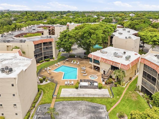 6855 W Broward Blvd 212, Plantation, FL 33317