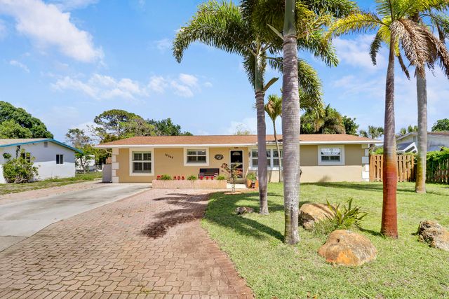 19049 SE Robert Drive, Jupiter, FL 33469