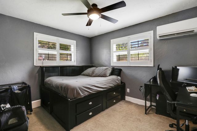 19049 SE Robert Drive, Jupiter, FL 33469