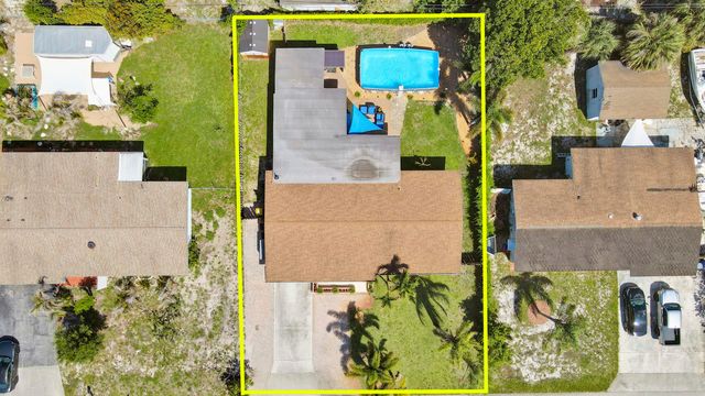 19049 SE Robert Drive, Jupiter, FL 33469