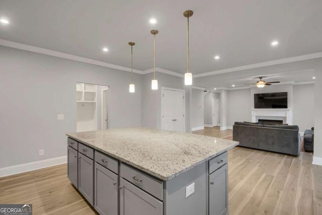 813 Entrenchment Ridge Court, Kennesaw, GA 30152