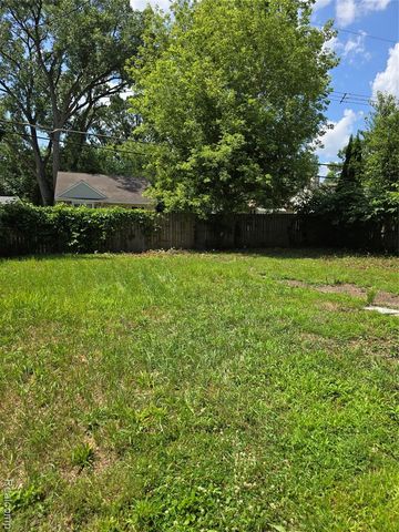 21411 Collingham Avenue, Farmington Hills, MI 48336