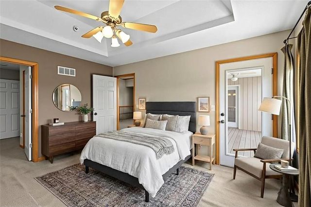 202 Prairie Rose Circle, Smithville, MO 64089