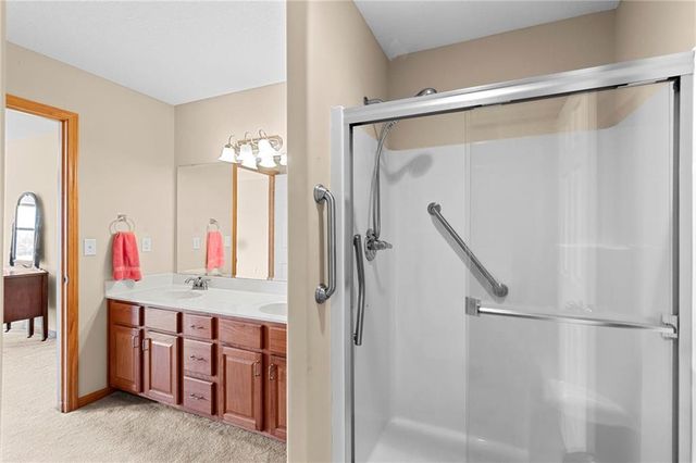 202 Prairie Rose Circle, Smithville, MO 64089