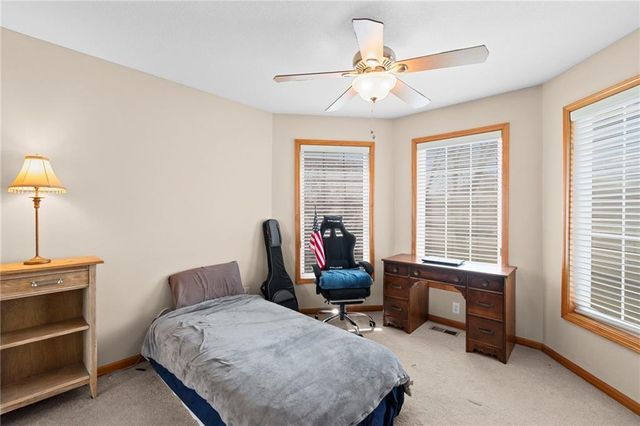 202 Prairie Rose Circle, Smithville, MO 64089