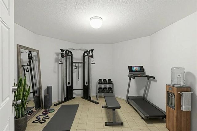 202 Prairie Rose Circle, Smithville, MO 64089