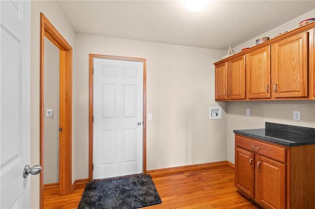 202 Prairie Rose Circle, Smithville, MO 64089