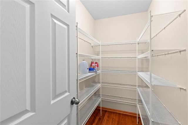 202 Prairie Rose Circle, Smithville, MO 64089