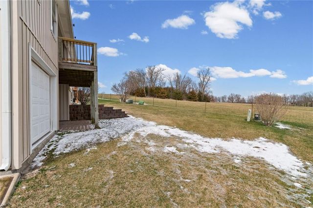 202 Prairie Rose Circle, Smithville, MO 64089
