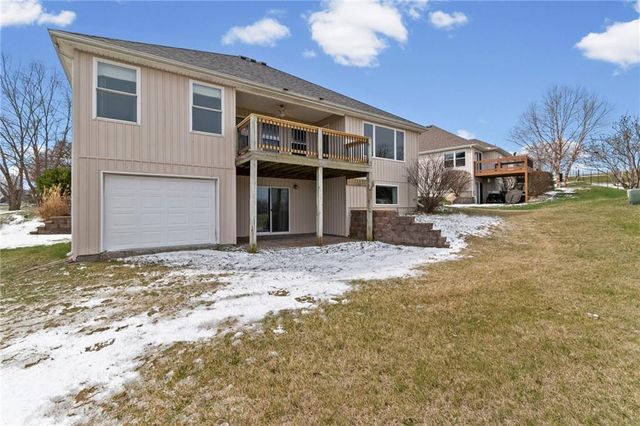 202 Prairie Rose Circle, Smithville, MO 64089