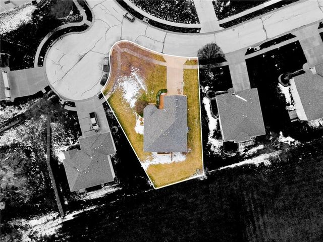 202 Prairie Rose Circle, Smithville, MO 64089