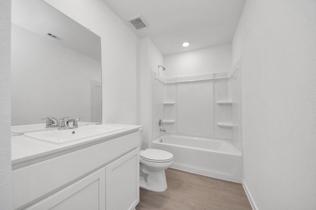 13507 Bay Springs Dr, Conroe, TX 77303