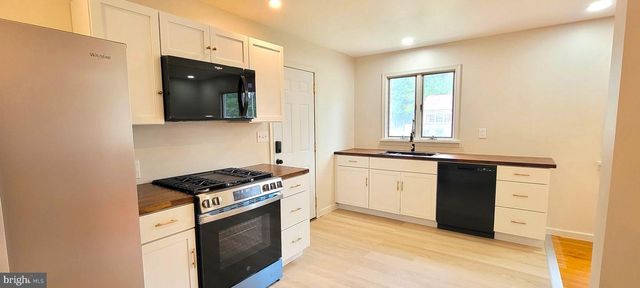 25 BRIAR LN, Dover, DE 19904