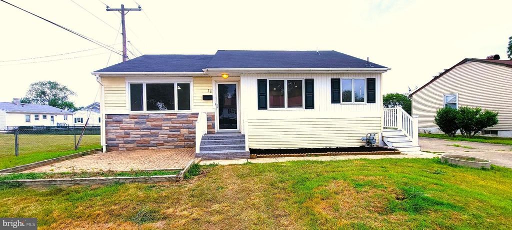 25 BRIAR LN, Dover, DE 19904