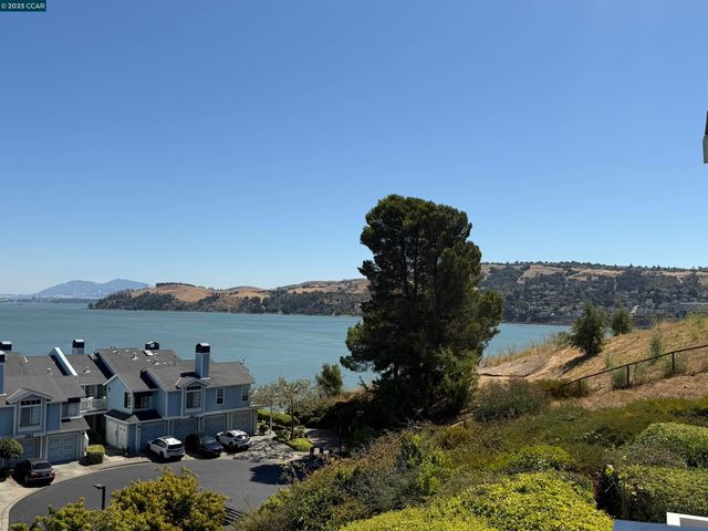 611 Sea Ranch Ct 6, Vallejo, CA 94591