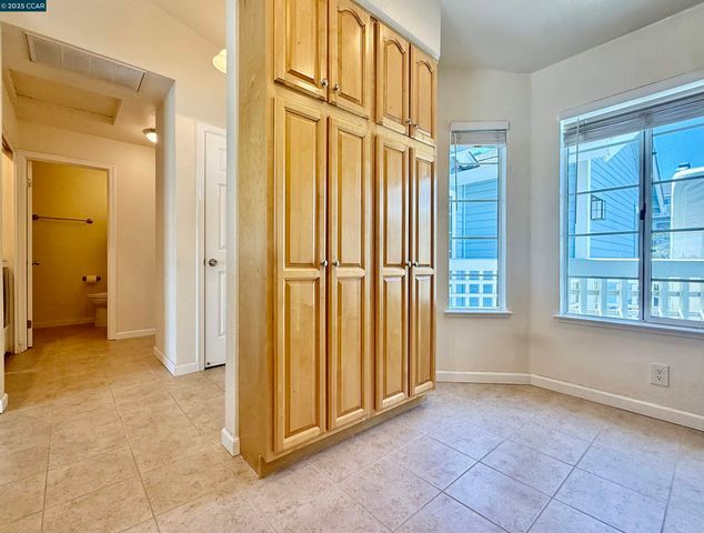 611 Sea Ranch Ct 6, Vallejo, CA 94591