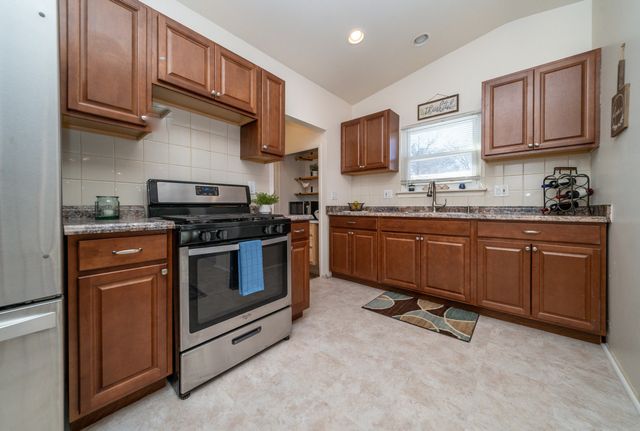 442 N Dobson Street, Westland, MI 48185