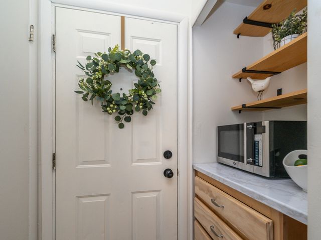 442 N Dobson Street, Westland, MI 48185