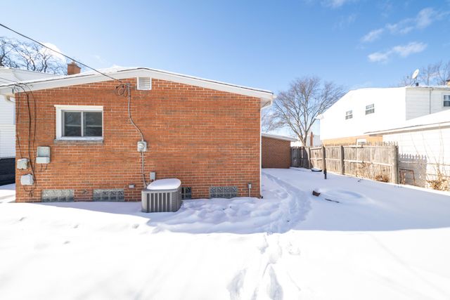 442 N Dobson Street, Westland, MI 48185