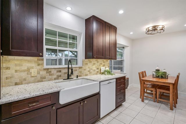 5403 Carmona Lane, Pearland, TX 77584