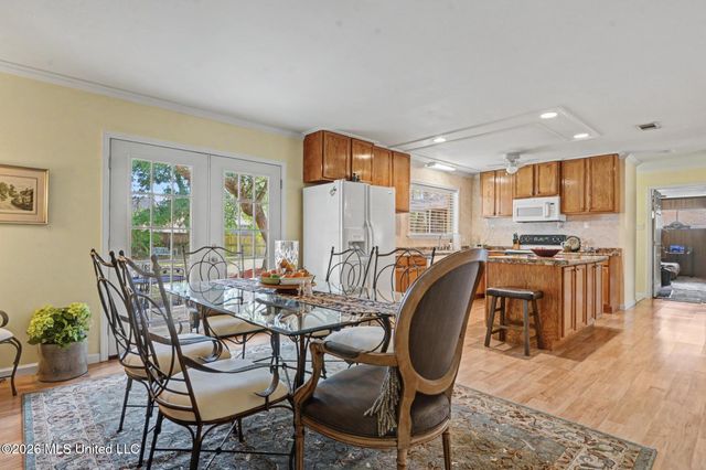 332 Eastview Drive, Biloxi, MS 39531