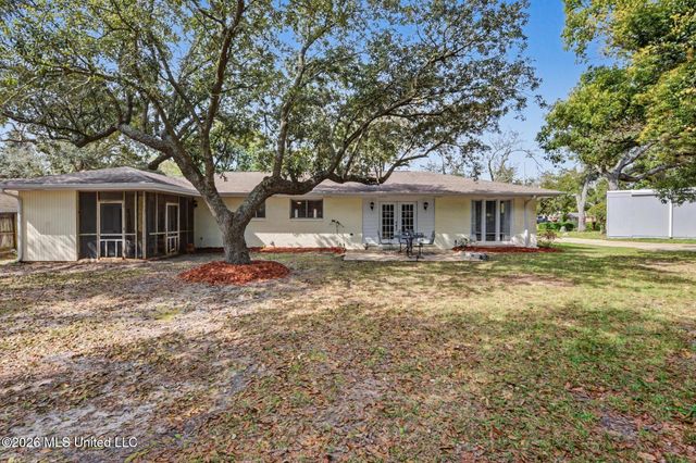 332 Eastview Drive, Biloxi, MS 39531