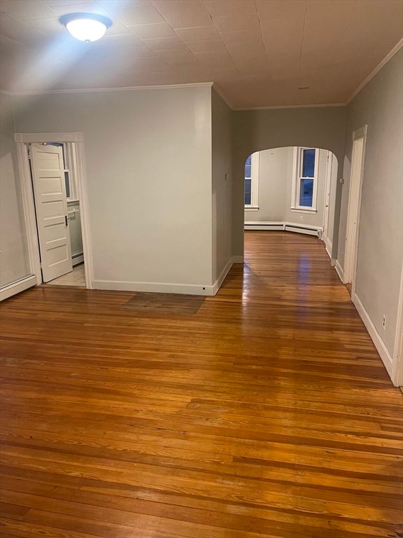 189 Mcgowan St 2, Fall River, MA 02723