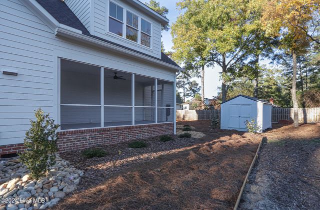 30 Medlin Road, Pinehurst, NC 28374