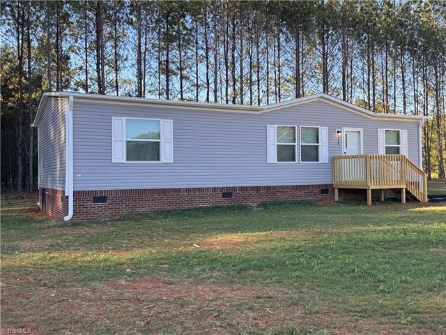 358 Ed Byerly Road, Lexington, NC 27295