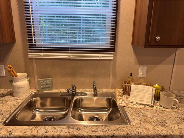 358 Ed Byerly Road, Lexington, NC 27295